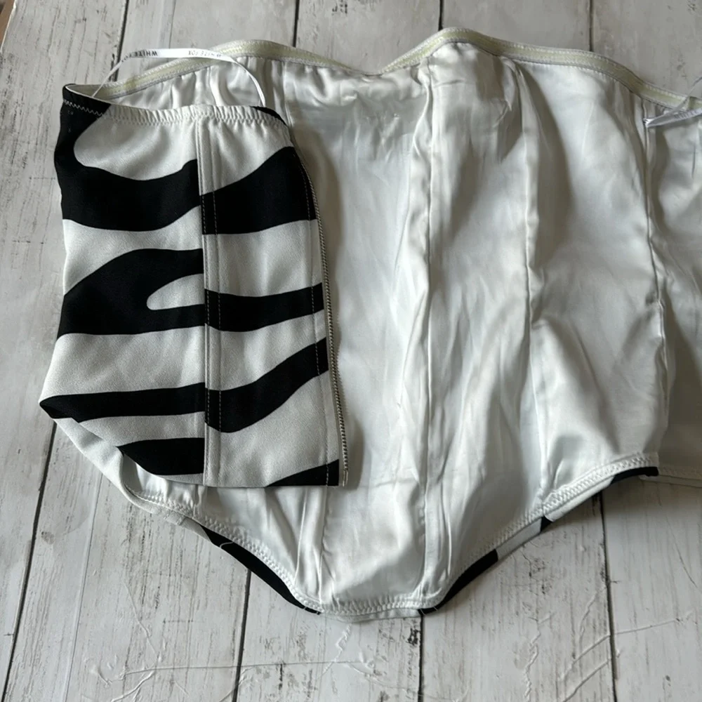 White fox corset - Picture 2 of 4
